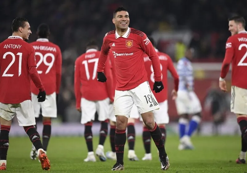 casemiro-den-mu-1