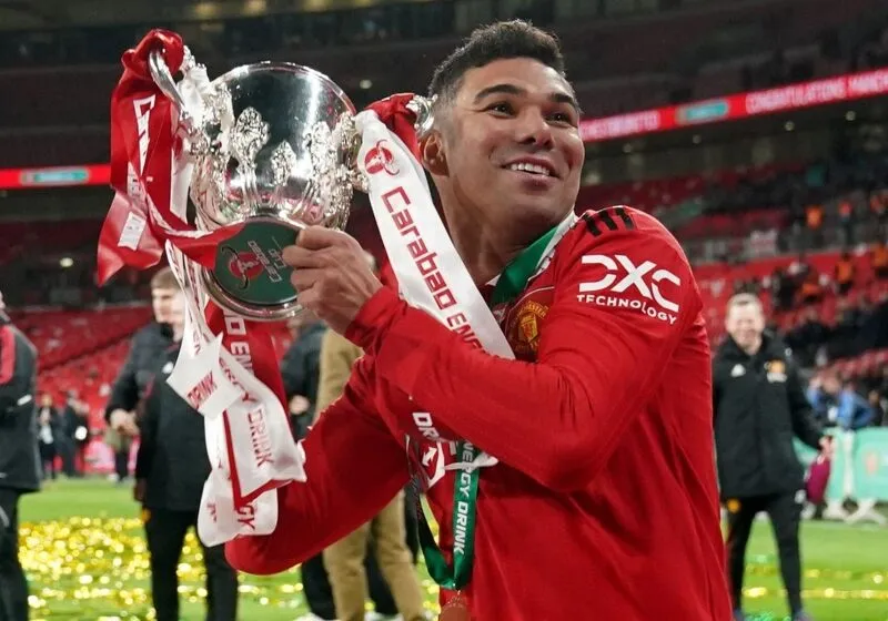 casemiro-den-mu-2