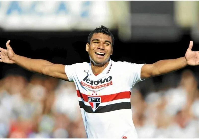 tieu-su-casemiro